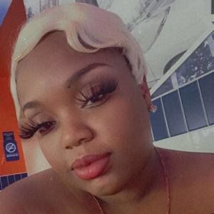 Meet your Posher, Sasha